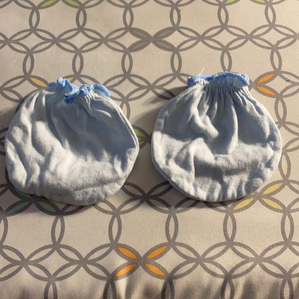 Light Blue Mittens